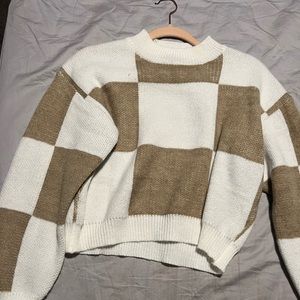 Large super cute never worn women's sweater
